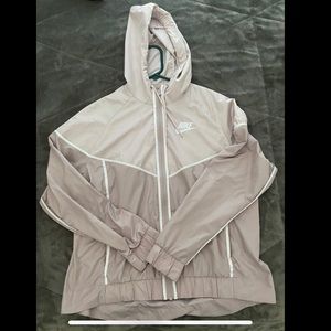 Nike Womens Windbreaker
